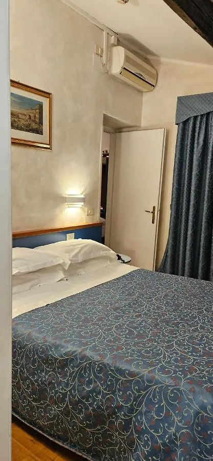 Hotel Julia Rome