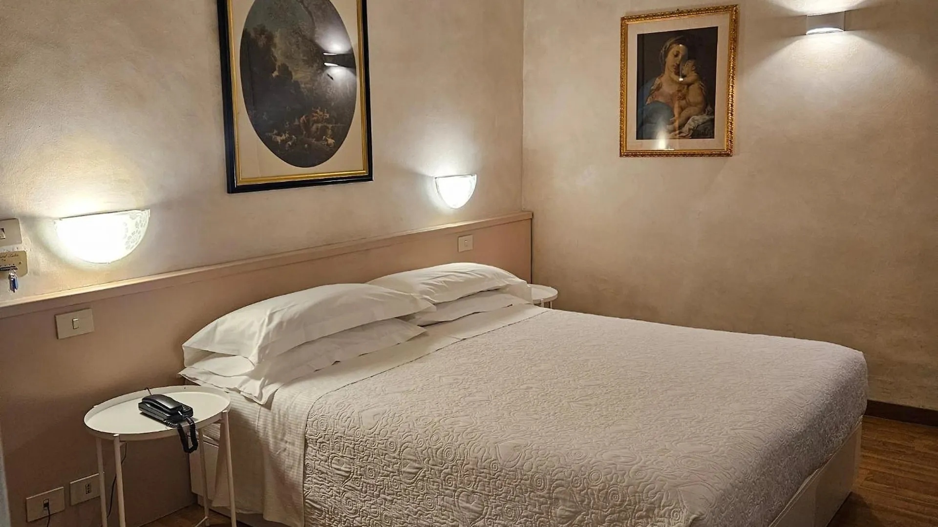 Hotel Julia Rome